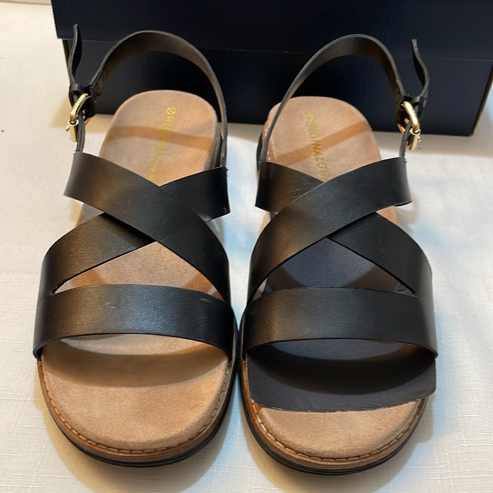 Ladies Cole Haan Black Leather Sandals Size 8 1/2 B